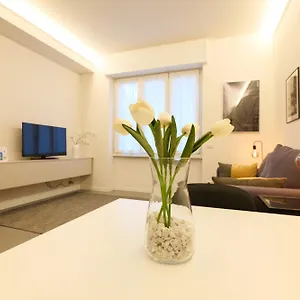 https://primopiano-astolfo-14.it-lombardy.com
